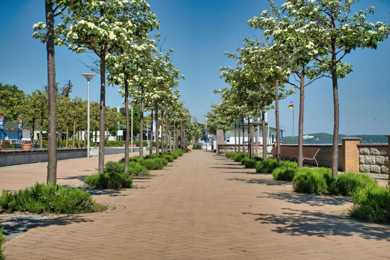 Zentral Aber Ruhig, Terrasse Mit Viel Gruen - Strandnahes Ferienhaus Luki Goehren  Exterior foto